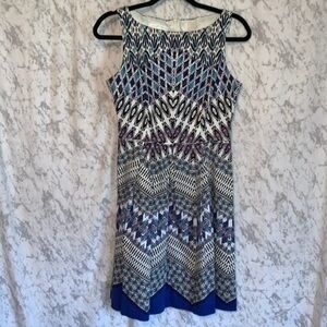 London Times Sleeveless A Line Dress White and Blue Woman’s Size 4